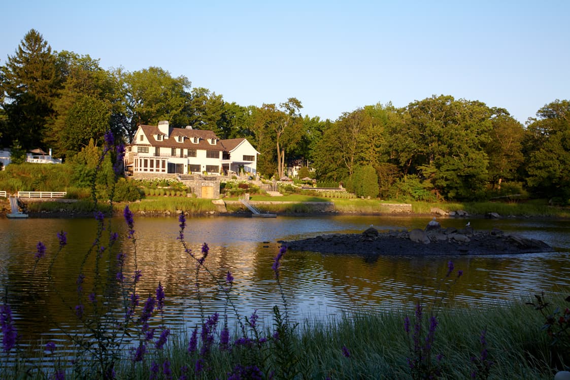Waterfront Home Design: What to Know Before You Build on the Water